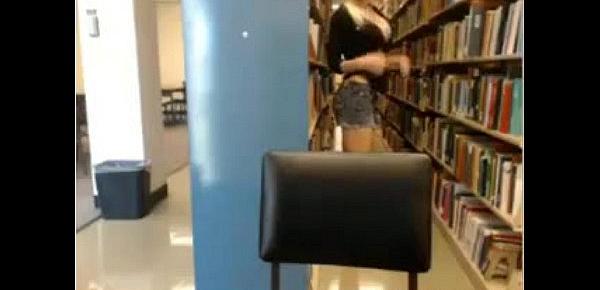  Library Cam Girl gets Caught